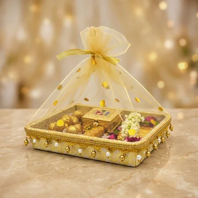 Royal Golden 8x8 inch Decorative Hamper Packing Baskets chennai omr